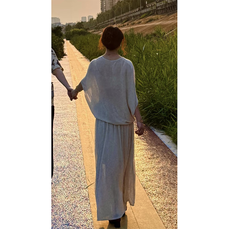 Women's Linen Tencel Blend Batwing Sleeve Knit Top and Long Skirt Set - Style a9bbda - Image 5
