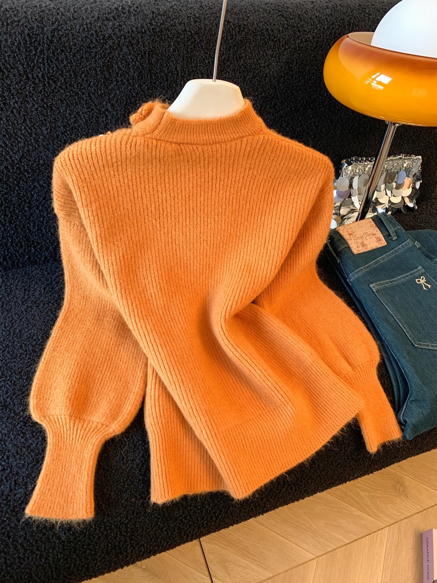 Korean Sweet Halter Hollow Flower Knit Sweater Women Winter Thickened - Image 4
